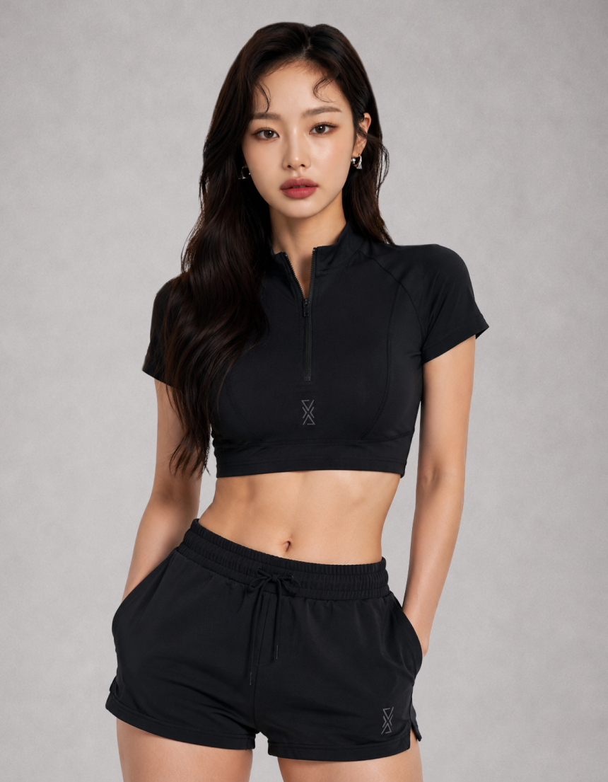 엑서브 여성 라인핏 크롭 하프집업 블랙 정면