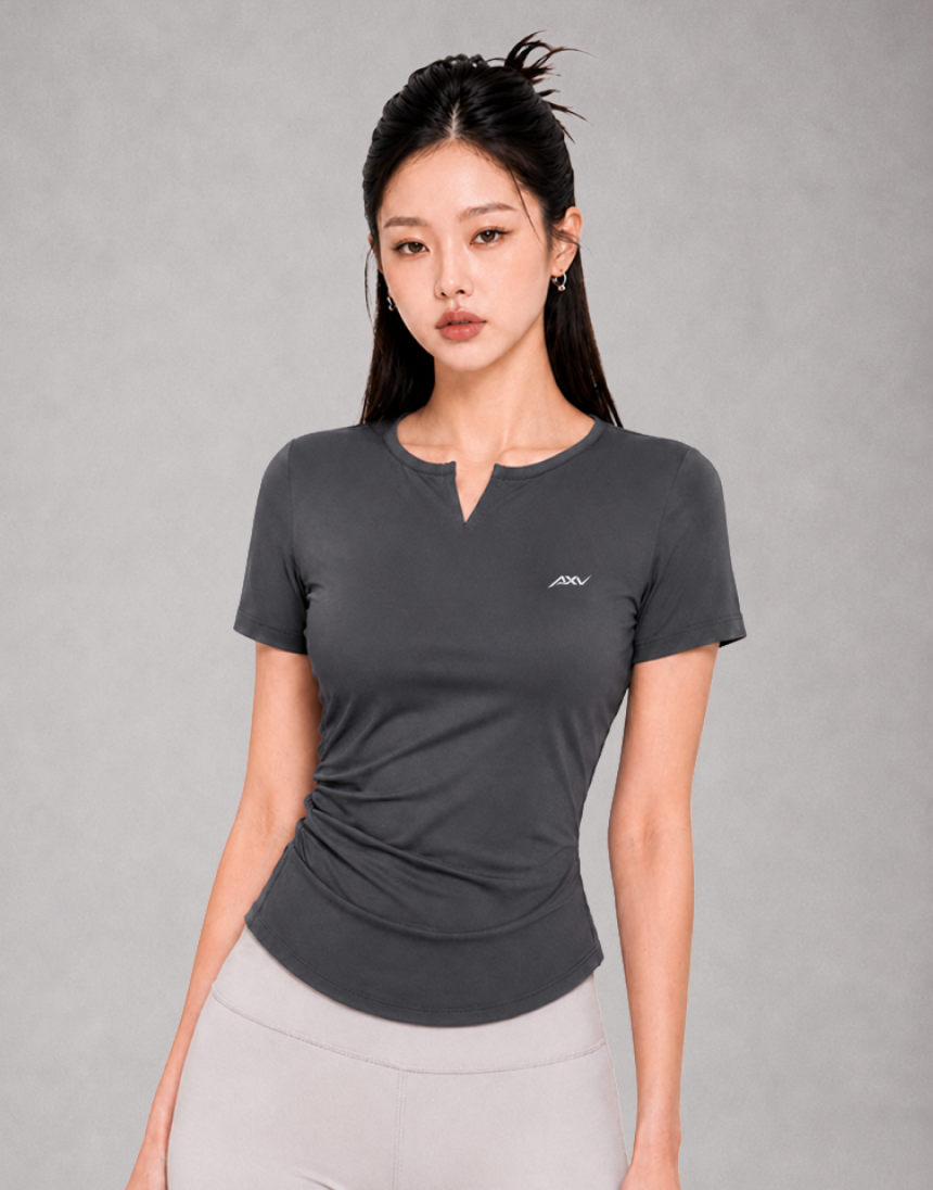 엑서브 슬릿넥 셔링 티셔츠 블랙 정면